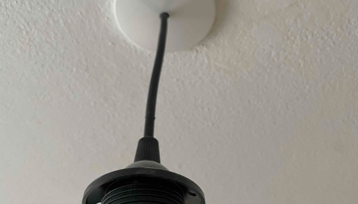 Nyt lampeudtag & lampeopsætning er en service vi er glade for hos Autoriseret elektriker i København & Nordsjælland - Få en fast pris hos os