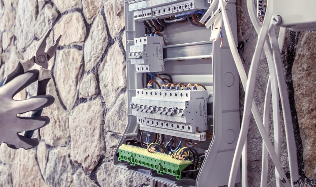 Udlejning af stillads til elektriker og elinstallationer